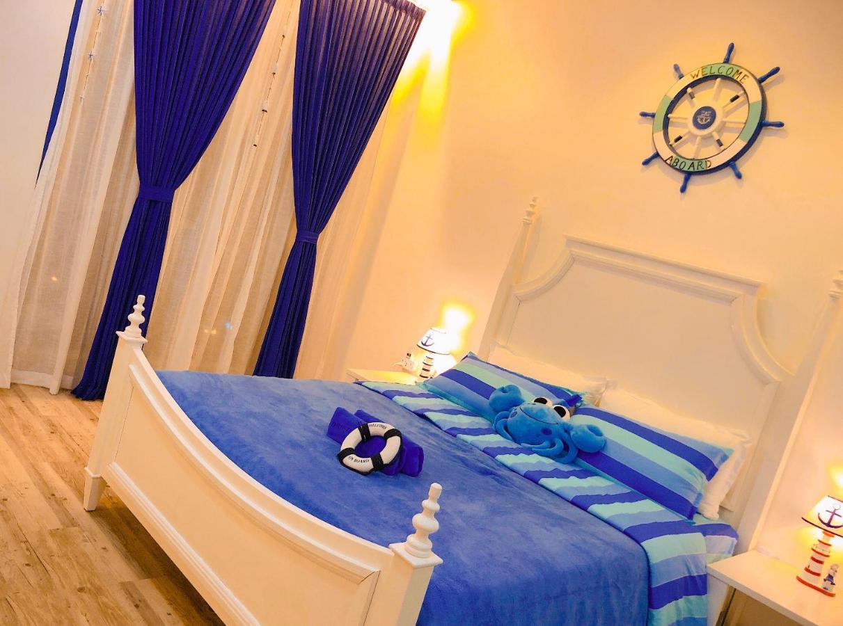 Cat City Mediterranean Theme City&Pool View Homestay 貓城地中海主題城市泳池風景民宿 Kuching Esterno foto